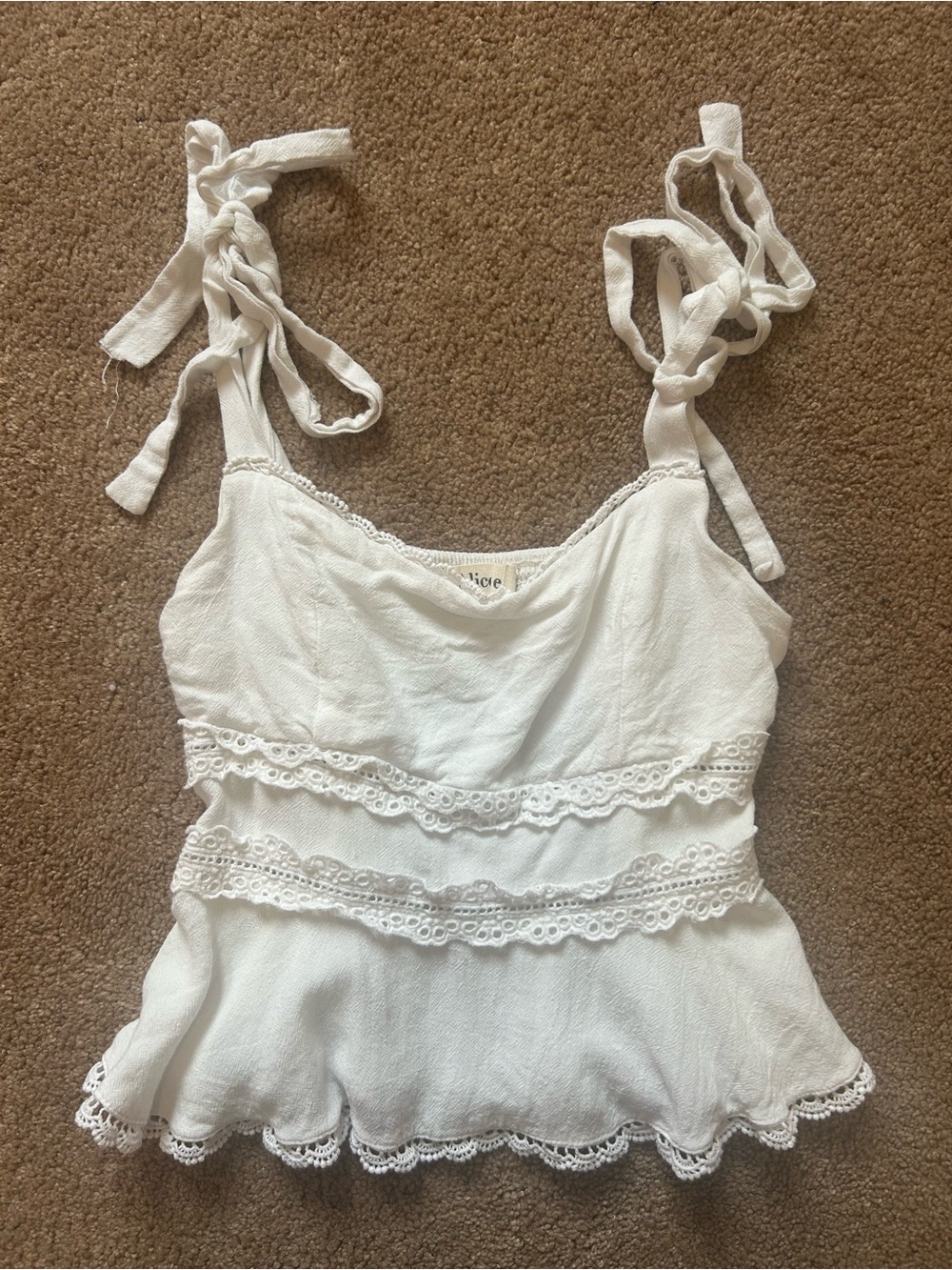 Alice elle Lace Trim Tank Top